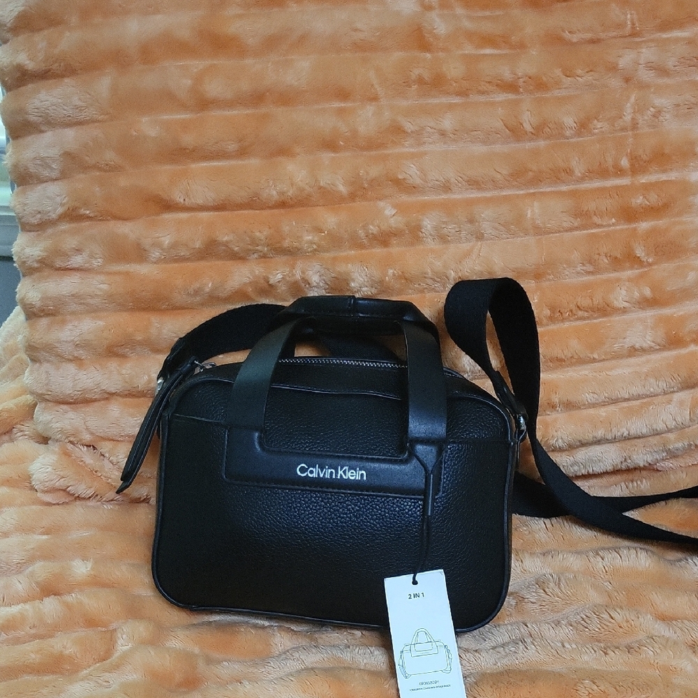 Calvin Klein's Bette Crossbody NWT